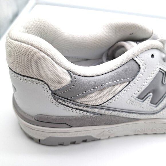 New Balance 550 Women Shoe - Size 7.5 Medium - Picture 8 of 15